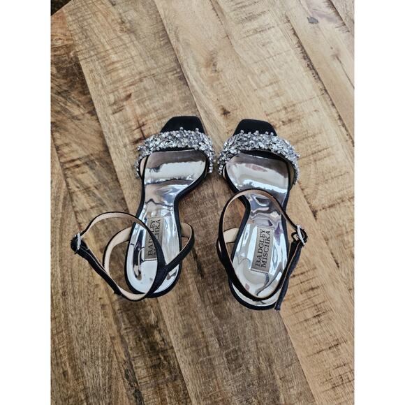 Badgley Mischka Rider Stiletto Heels Women's Size 7 Strappy Black Satin Crystals - Picture 12 of 16